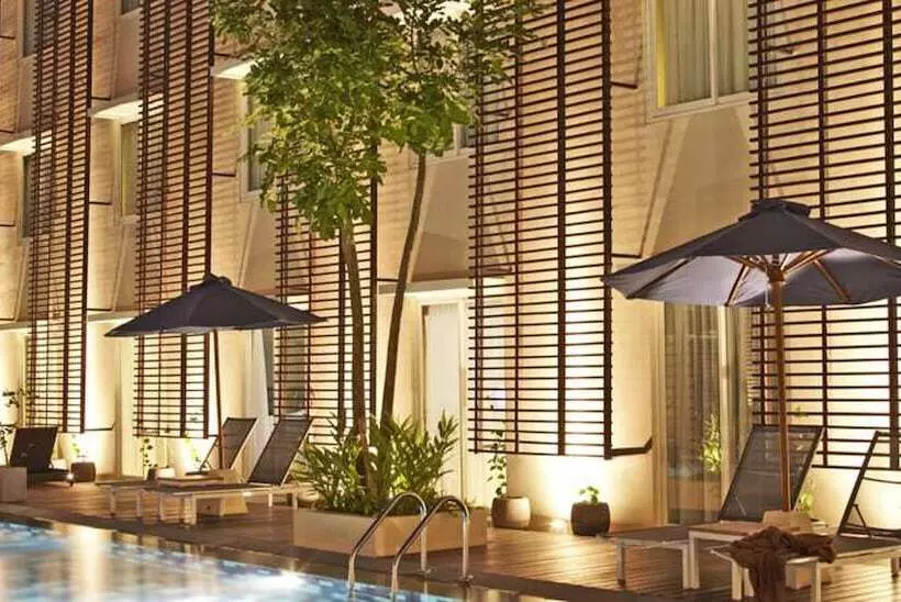 سوییت جونیور, Ananta Legian