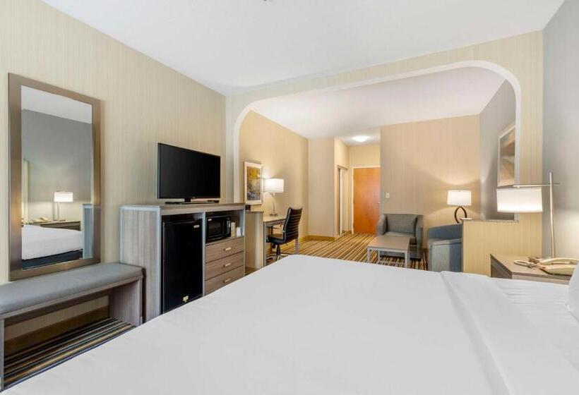 스위트 킹사이즈 침대, Best Western Plus New England Inn & Suites