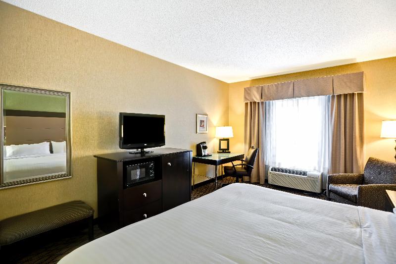 غرفة قياسية سرير كينج لذوى الإحتياجات الخاصة, Holiday Inn Express Hotel & Suites Christiansburg, An Ihg