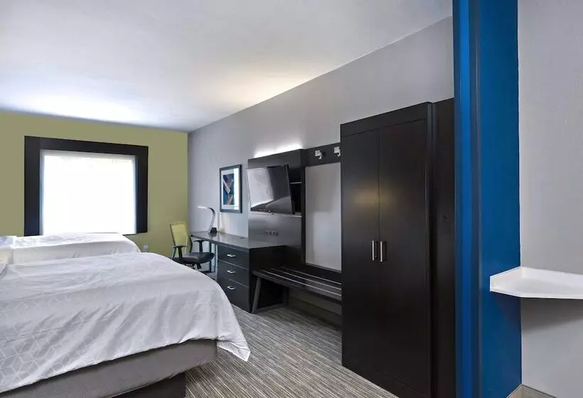 スイート, Holiday Inn Express Hotel & Suites Kilgore North, An Ihg