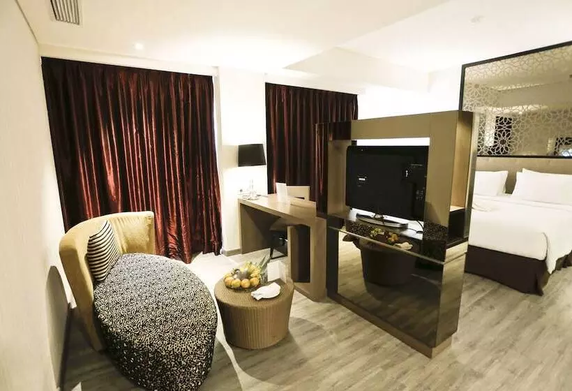 ジュニアスイート, Mercure Padang