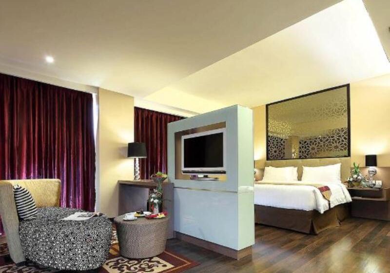 ジュニアスイート, Mercure Padang