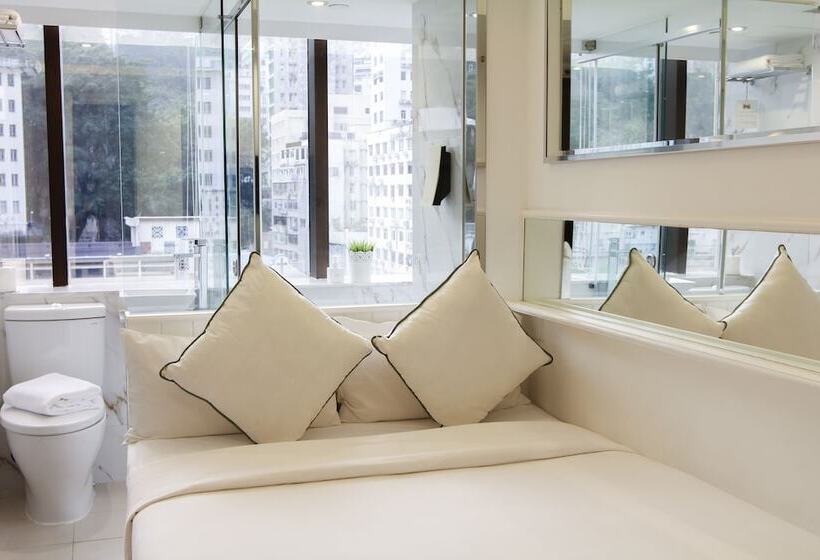 اتاق استاندارد با چشم‌انداز شهر, Mini Central