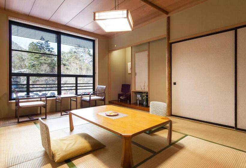 غرفة قياسية, Seikoen