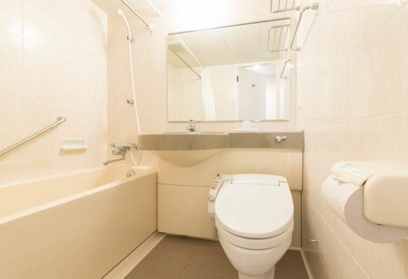 Номер Стандарт, Tokyu Stay Tsukiji   Tokyo Ginza Area