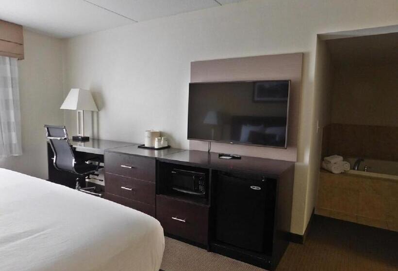 デラックススタジオ, Wingate By Wyndham Bowling Green