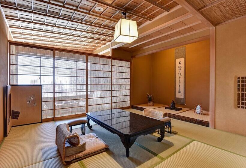 جناح جونيور, Yamatoya Besso