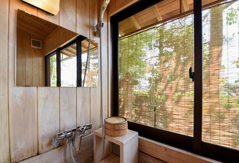 סוויטה, Yamatoya Besso