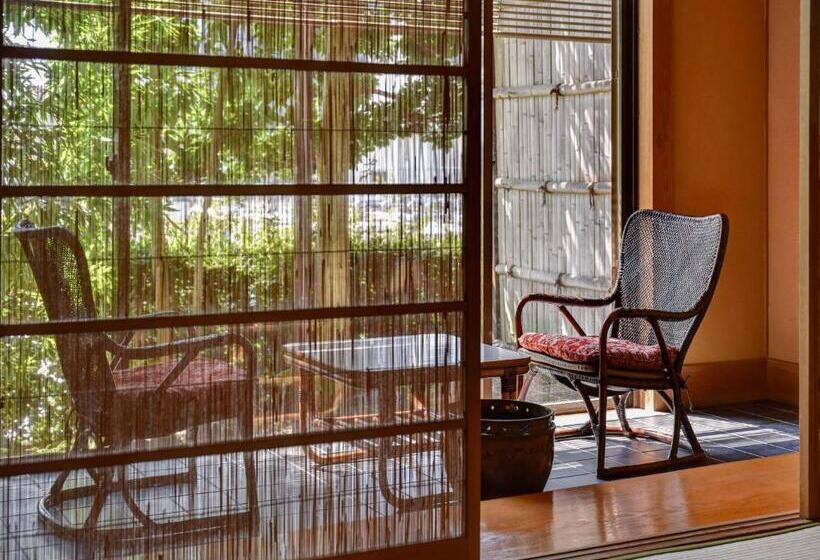 חדר סופריור, Yamatoya Besso