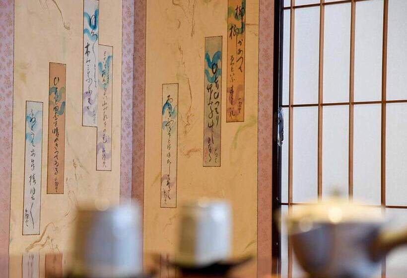 סוויטת ג'וניור, Yamatoya Besso