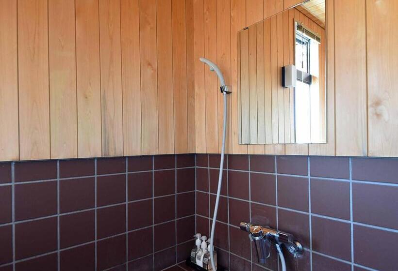 חדר סטנדרט לארבעה, Yamatoya Besso