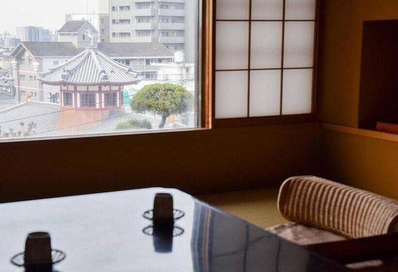 חדר סטנדרט לארבעה, Yamatoya Besso