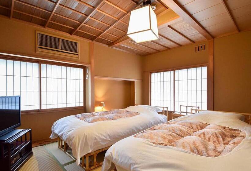 جناح, Yamatoya Besso