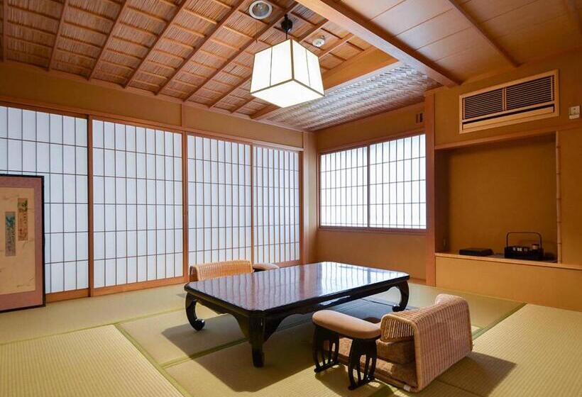 סוויטה, Yamatoya Besso