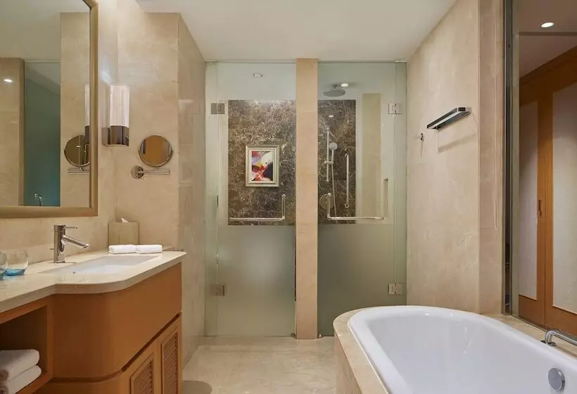 2ダブルベッドのスタンダードルーム, Sheraton Yantai Golden Beach Resort