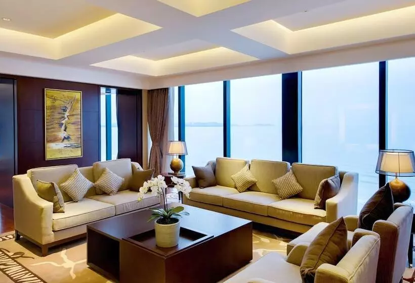 プレジデントスイートルーム, Sheraton Yantai Golden Beach Resort