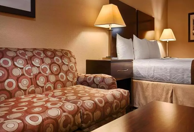 キングサイズベッドのスタンダードルーム, Best Western Cedar Inn