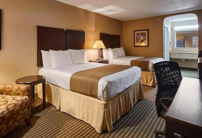 スタンダードルーム, Best Western Cedar Inn