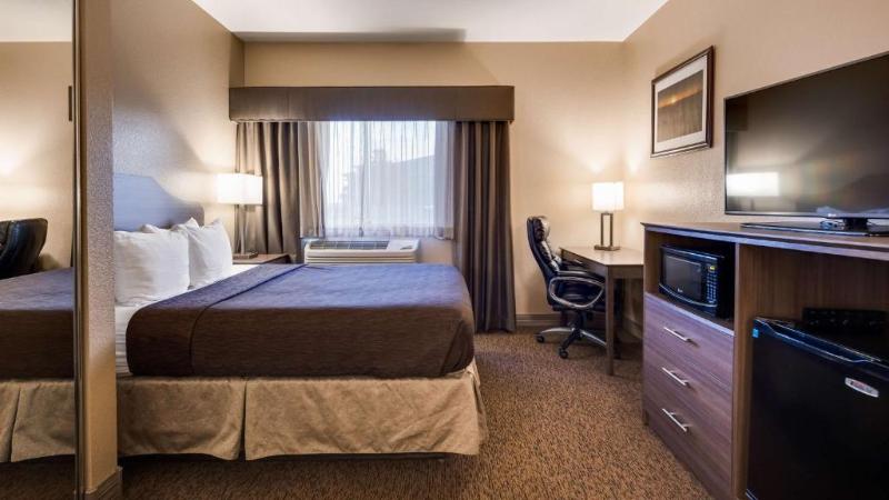 Люкс Кровать Кинг, Best Western El Quartelejo Inn & Suites