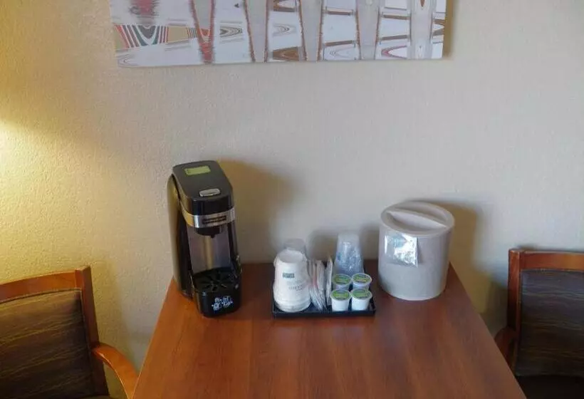 身障者適用キングサイズベッドルーム, Best Western Of Wise