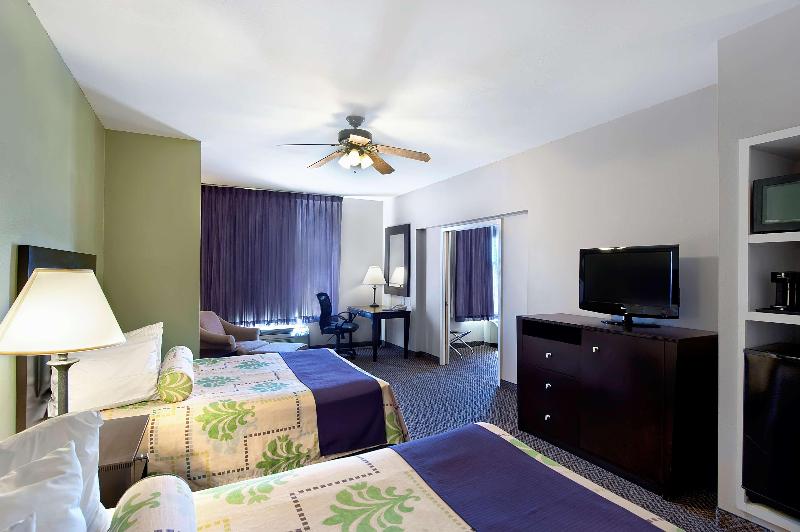 带大床的套房, Best Western Port Lavaca Inn