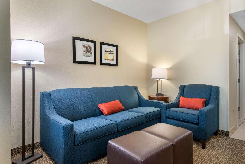 جناح سرير كينج, Comfort Inn & Suites Tavares North