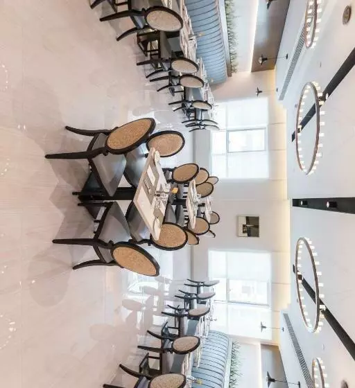 اتاق لوکس, Elite Byblos