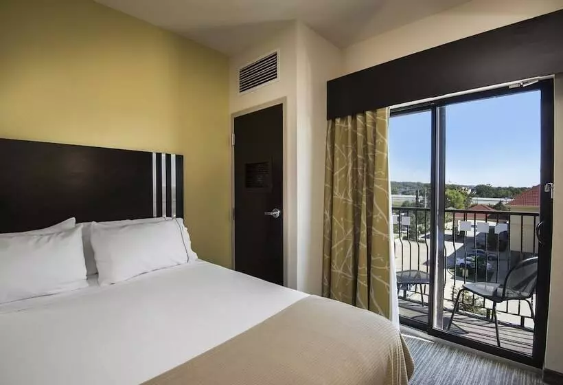 ２ダブルベッドのスタンダードルーム, Holiday Inn Express Conway, An Ihg