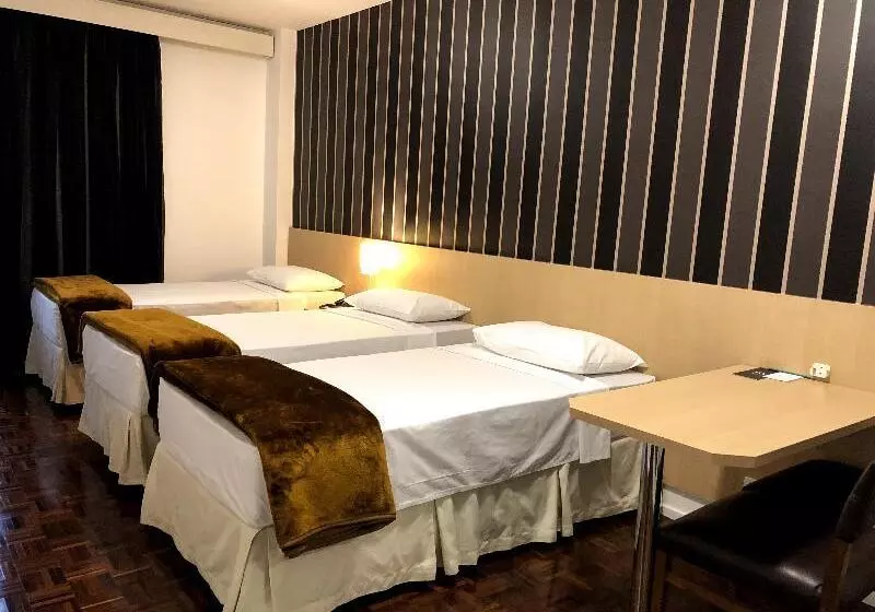 キングサイズベッドのスイートルーム, Holiday Inn Express Conway, An Ihg