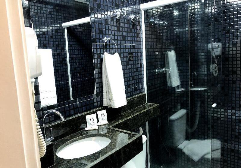 جناح سرير كينج, Holiday Inn Express Conway, An Ihg