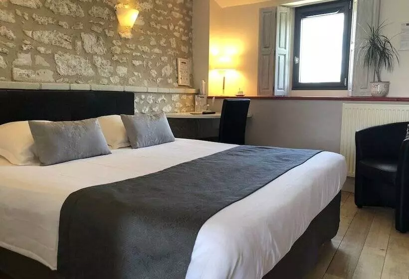 コンフォートルーム, Le Pigeonnier Du Perron Hôtel