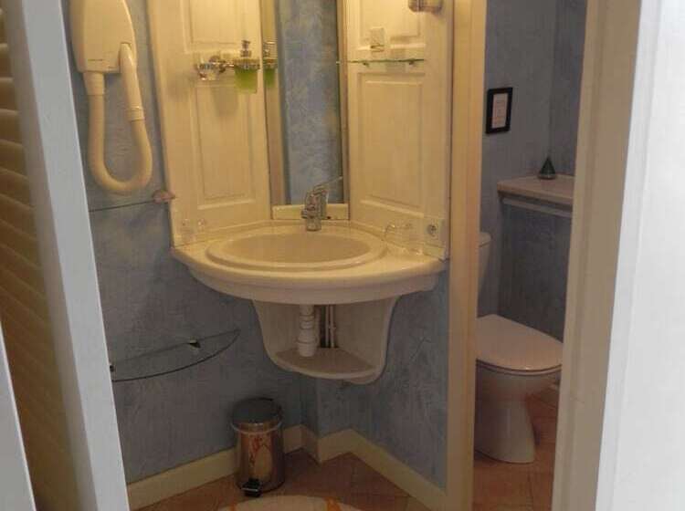 舒适型房间, Le Pigeonnier Du Perron Hôtel