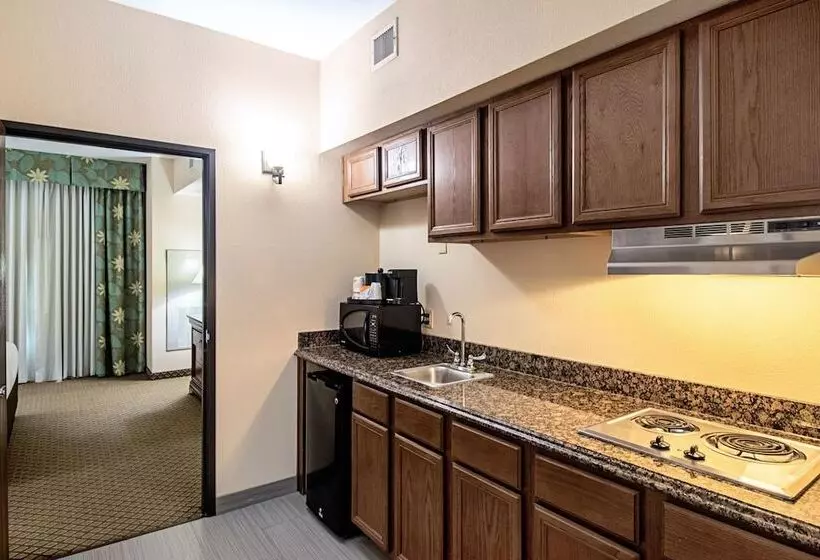 Sviitti, Quality Inn & Suites