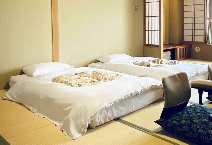 חדר סטנדרט, Taiko