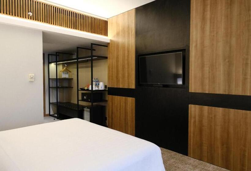 이그제큐티브 룸, The Premiere Hotel Pekanbaru