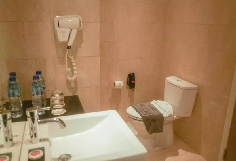 Superior-huone, The Premiere Hotel Pekanbaru
