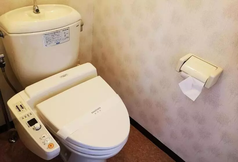 Standard Neljän Hengen Huone, Tsubakikan