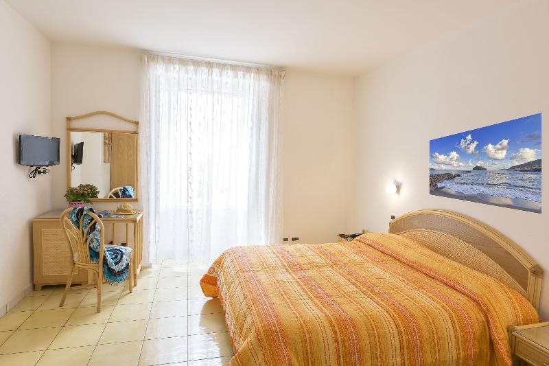 غرفة إقتصادية ثلاثية, Vittoria