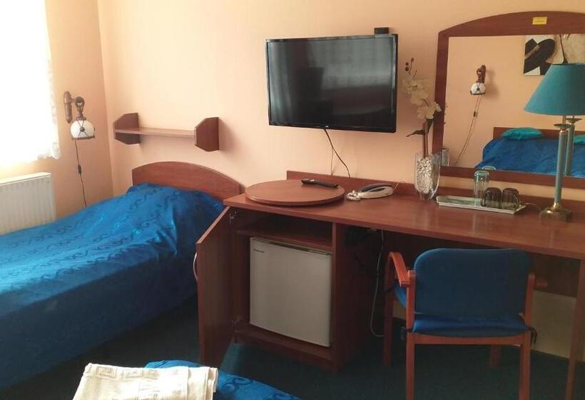 Номер Deluxe, Willa Zbyszko