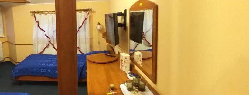 Номер Deluxe, Willa Zbyszko