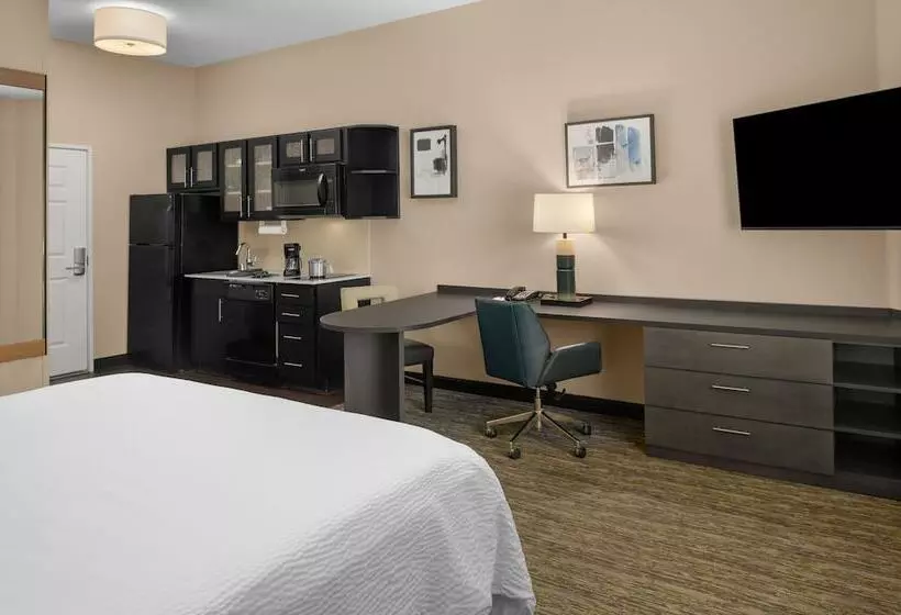 スタンダードスタジオ, Candlewood Suites Turlock, An Ihg