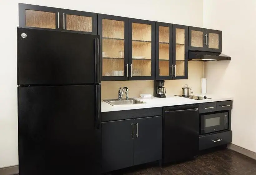 سوئیت با تخت بزرگ, Candlewood Suites Charleston Northwoods, An Ihg