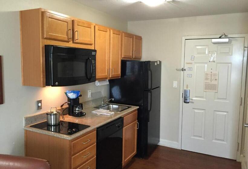 Студия Стандарт, Candlewood Suites La Porte, An Ihg