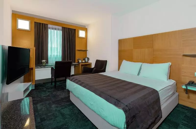 スタンダードスタジオ, Candlewood Suites Loveland, An Ihg