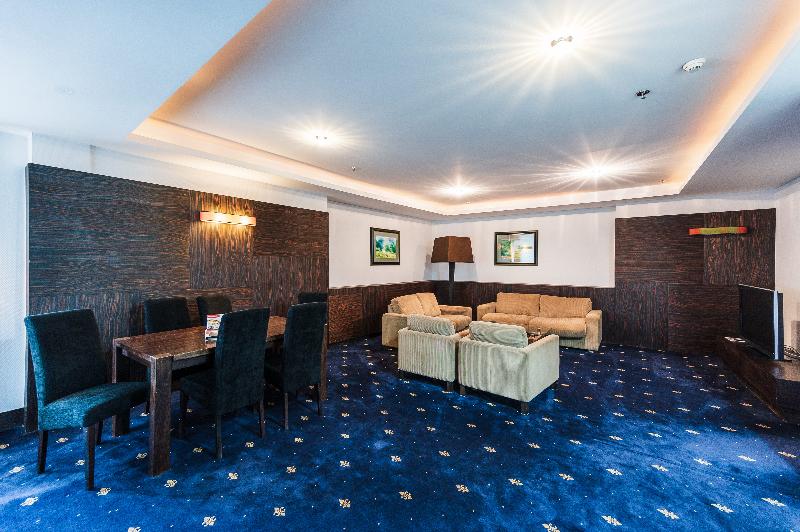 جناح رئاسى, Europe