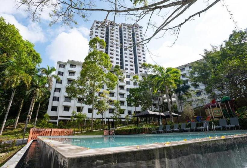 اتاق لوکس با بالکن, Genting View Resort
