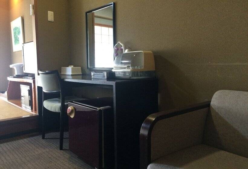 غرفة قياسية, Kikuchi Kanko