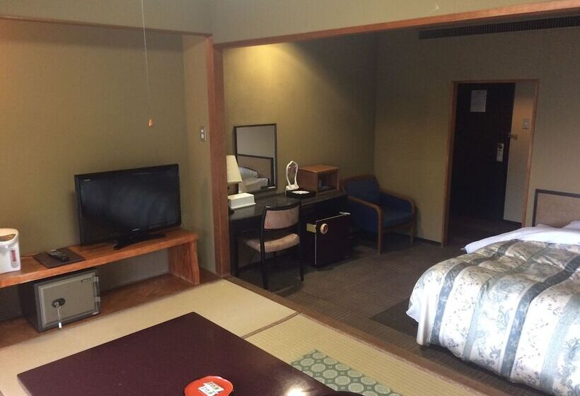 غرفة قياسية, Kikuchi Kanko