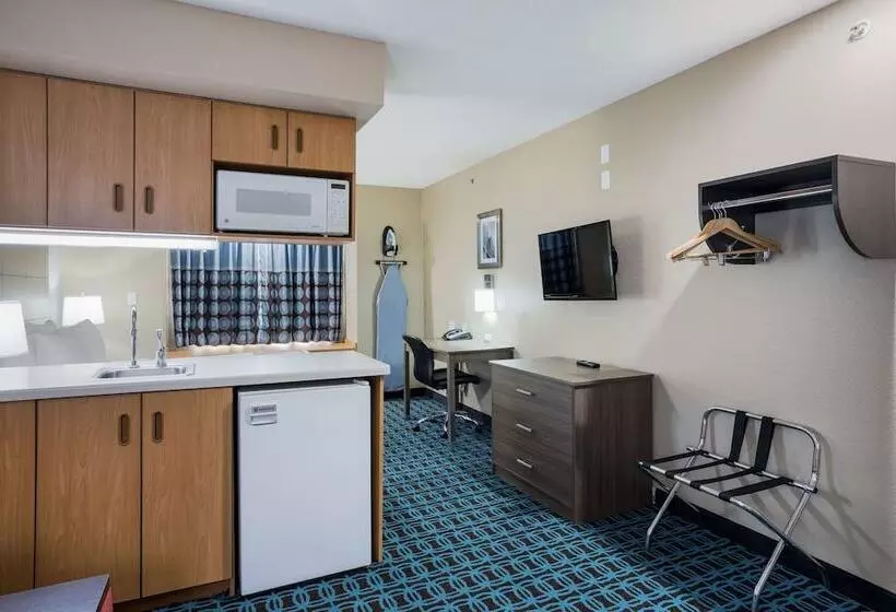 スイート, Sonesta Essential Hotels Blue Springs