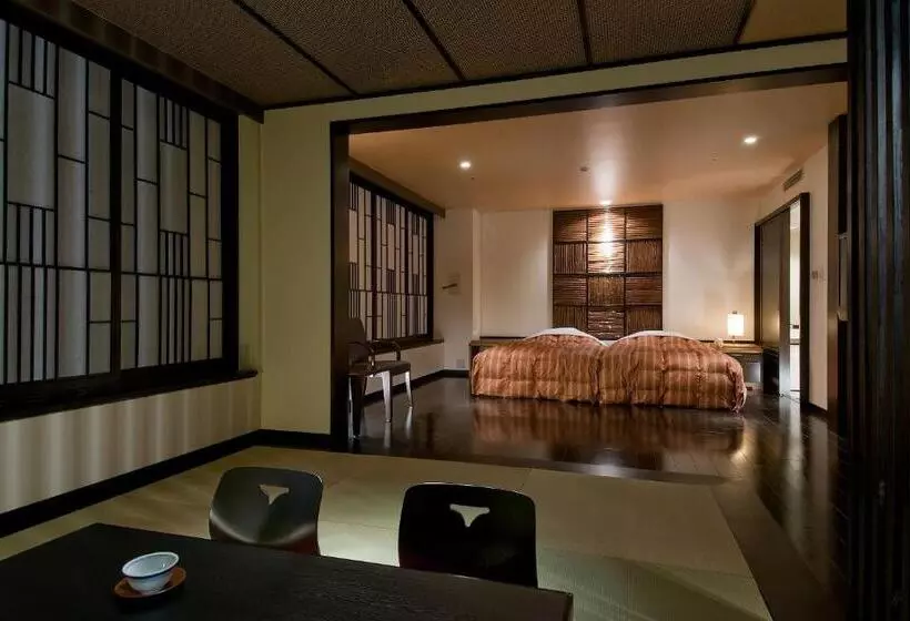 Deluxe-perhehuone, Sapporo Kitahiroshima Classe